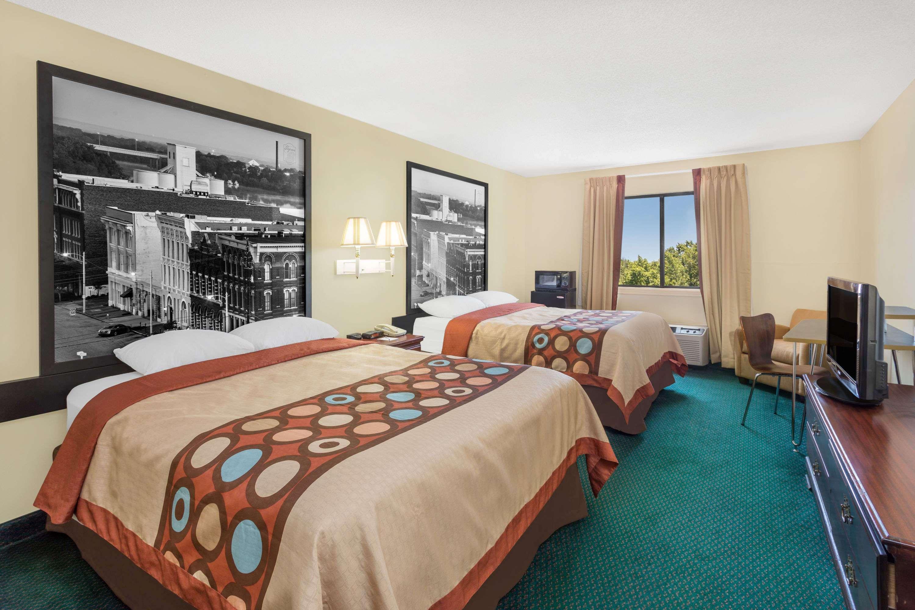 Super 8 By Wyndham Montgomery I-65 Bagian luar foto