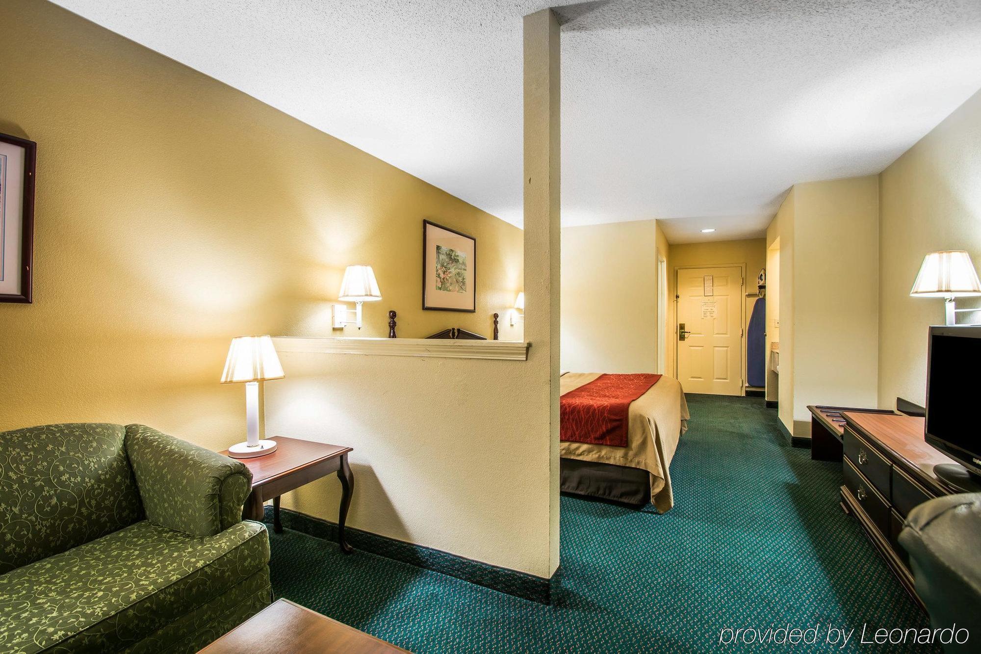 Super 8 By Wyndham Montgomery I-65 Bagian luar foto