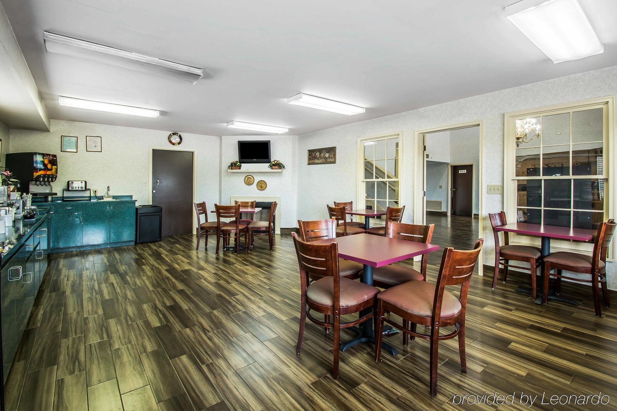 Super 8 By Wyndham Montgomery I-65 Bagian luar foto